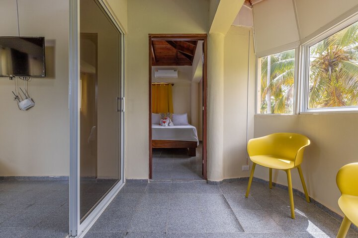 Room 73 of 124