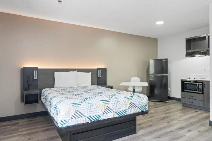 Photo of Southern Suites Pensacola Davis Hwy