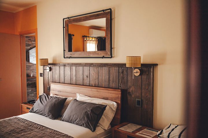 Room 10 of 31