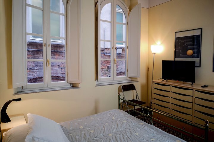 Room 28 of 50