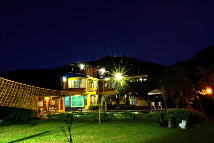 Hotel Exterior 14 of 16