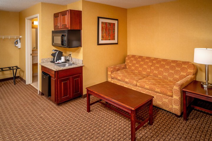 Room 12 of 49