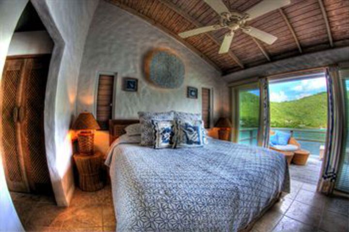 Room 8 of 21