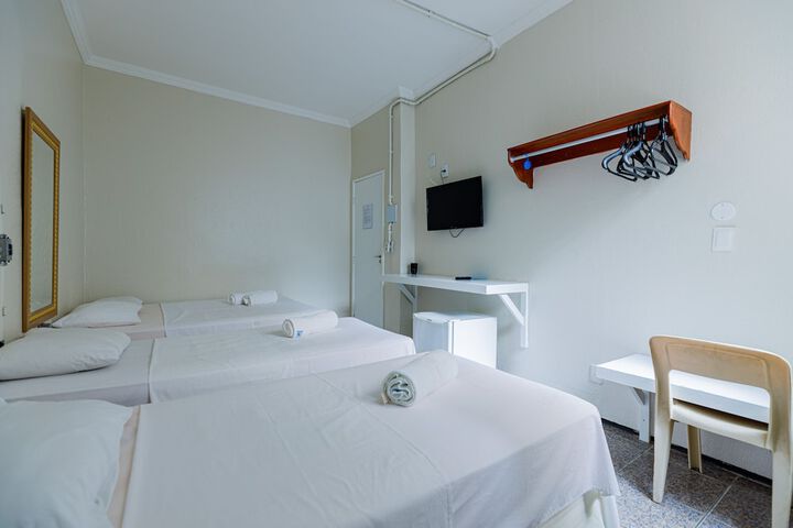 Room 7 of 46
