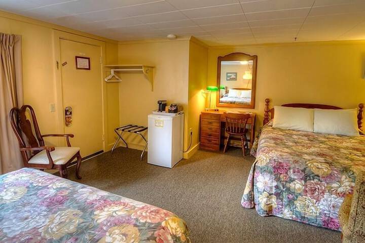Room 14 of 32