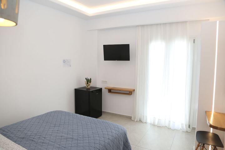 Room 50 of 187