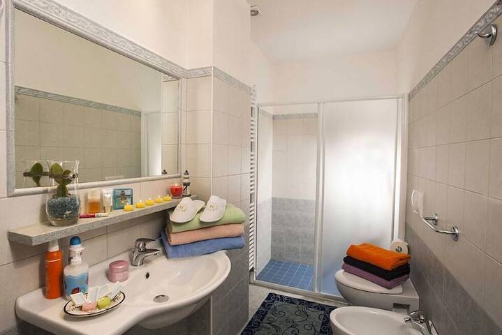 Room 7 of 22
