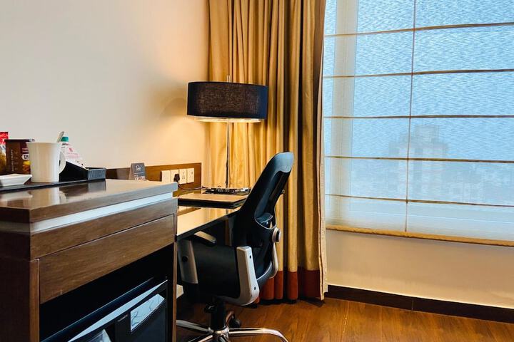 Room 12 of 49
