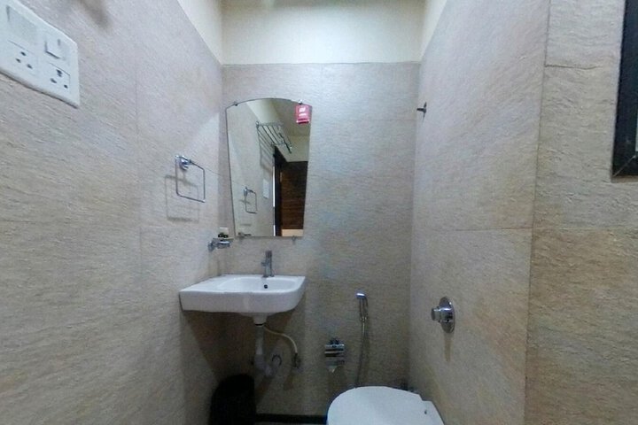 Room 13 of 13