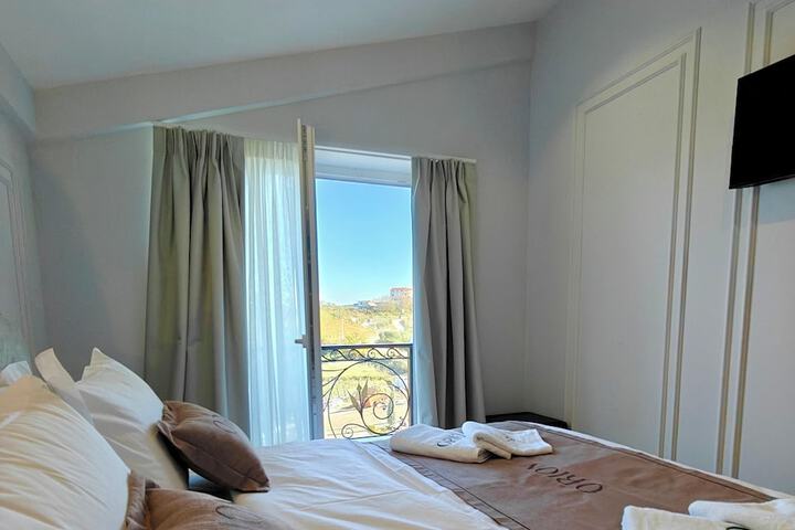 Room 9 of 55