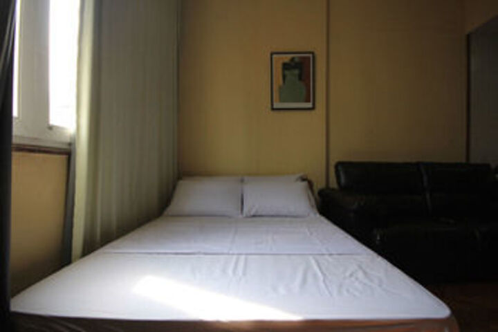 Room 7 of 20
