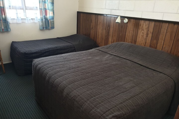 Room 2 of 12