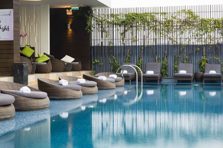 Pools & Facilities