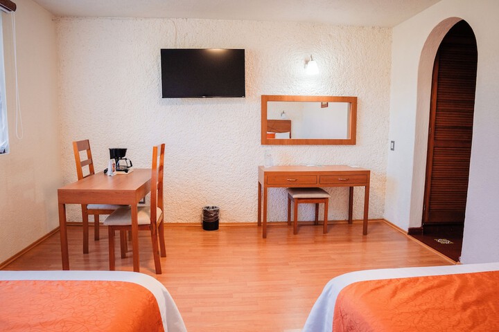 Room 38 of 85
