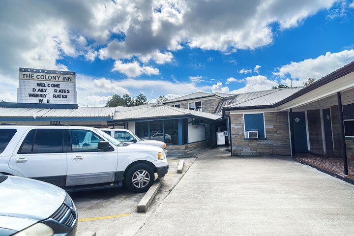 Property Grounds 53 of 64