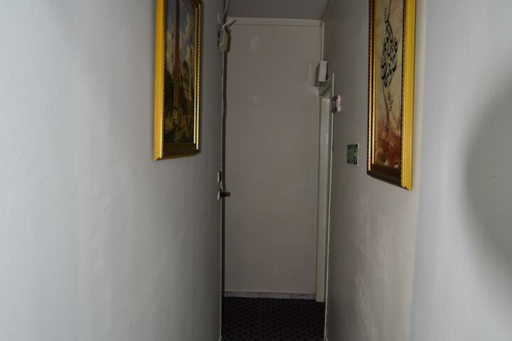 Room 15 of 38