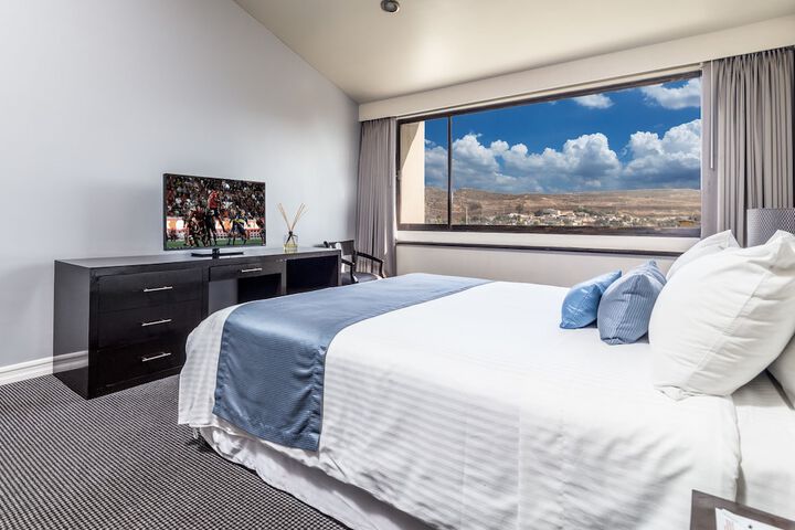 Room 13 of 87