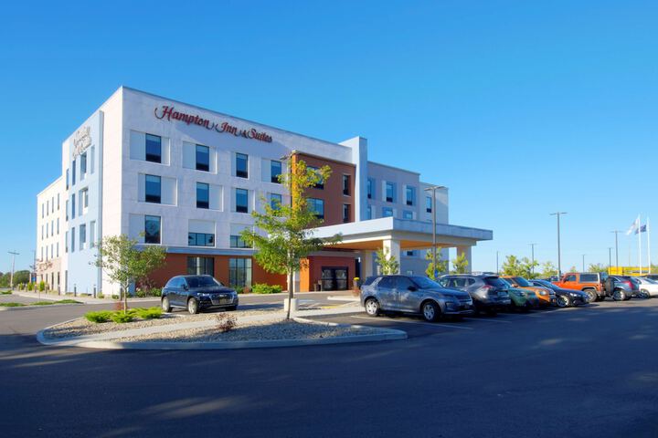 Hampton Inn & Suites Portland West Portland | Bookonline.com