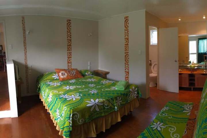 Room 4 of 44