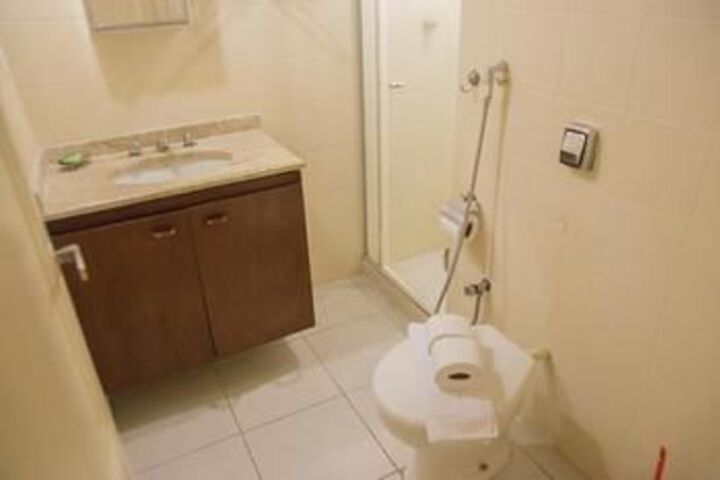 Room 2 of 18