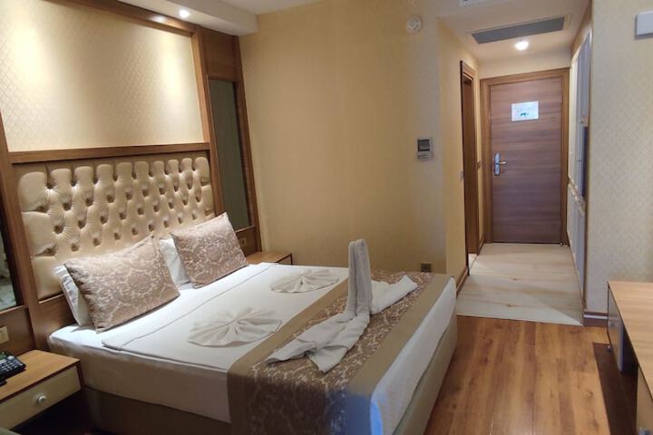 Room 20 of 525
