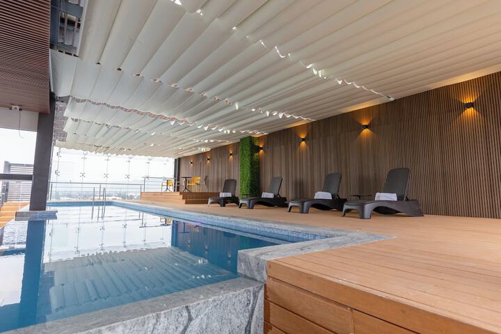 Pool 42 of 50