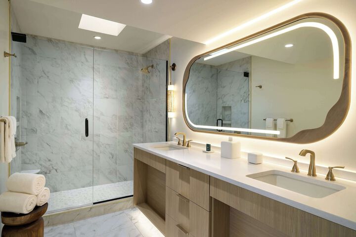 Bathroom shower