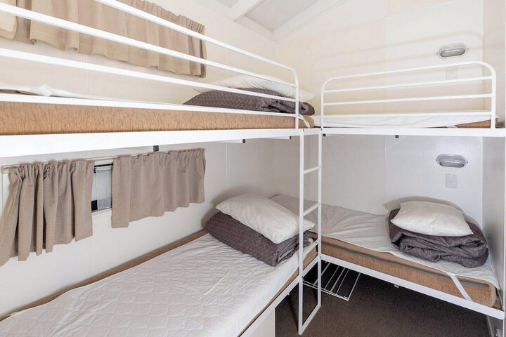 Room 36 of 169