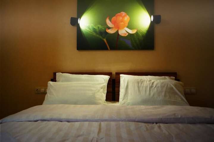 Room 3 of 13
