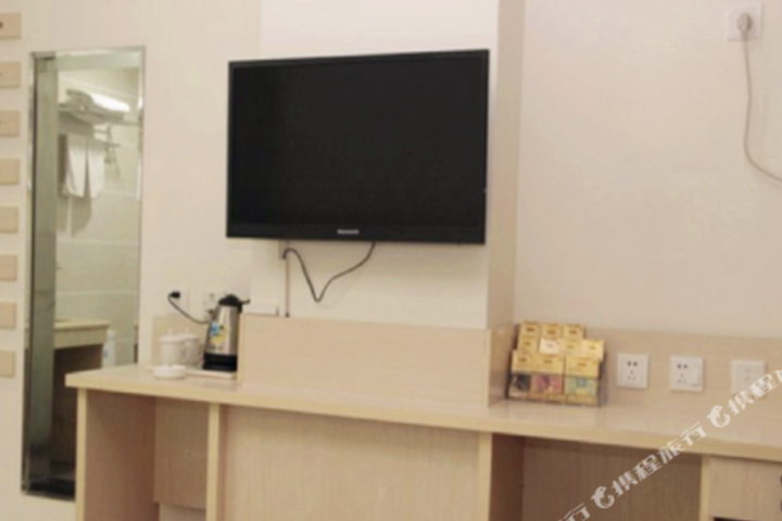Jiuru Express Hotel (Liujiayao store Beijing)