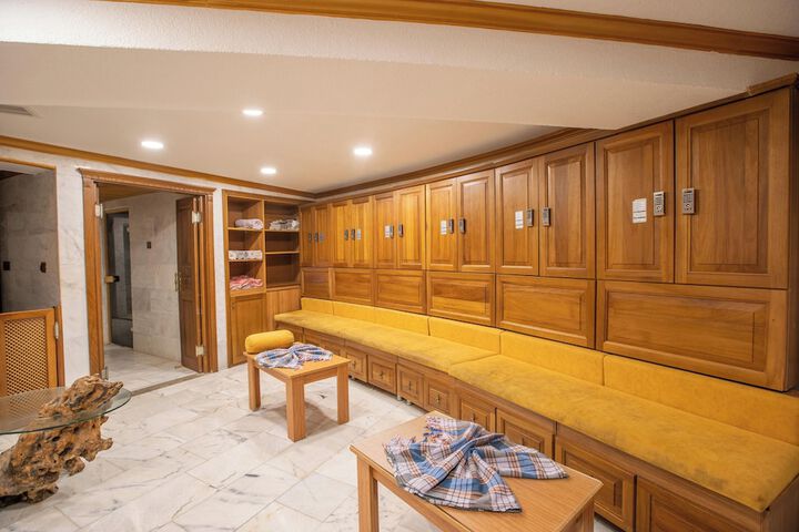 Hotel Interior 15 of 29