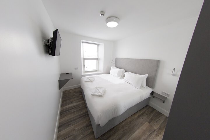 Room 17 of 219