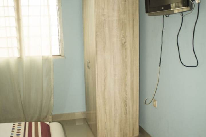 Room 19 of 49