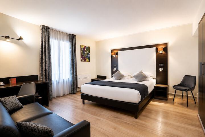Room 31 of 67