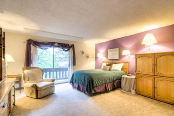 Room 5 of 13