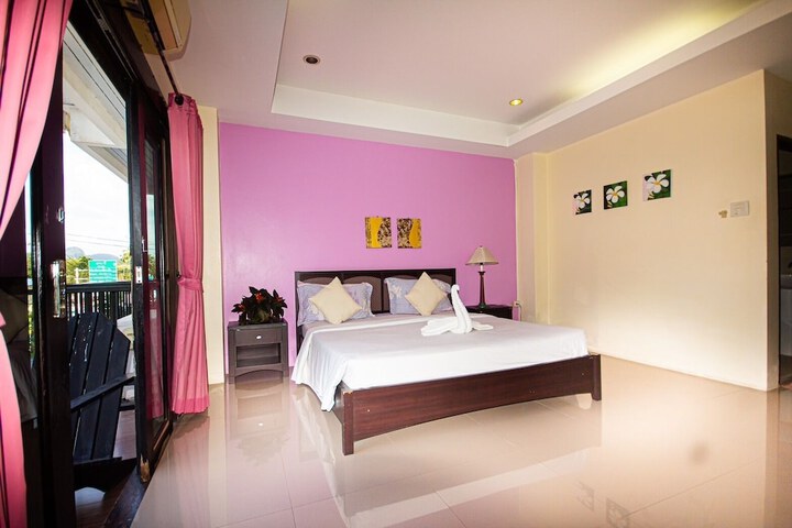 Room 6 of 43