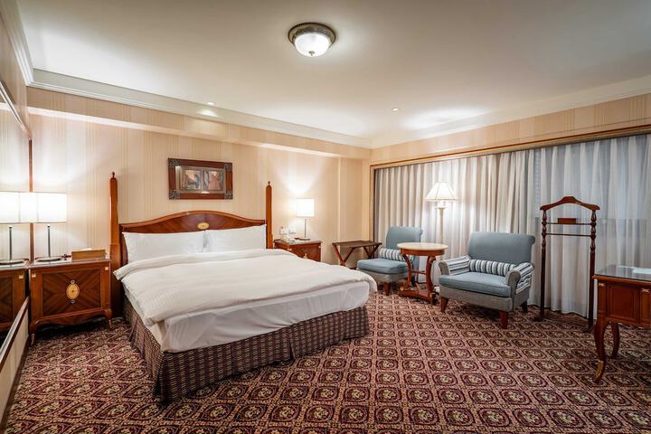Room 30 of 164