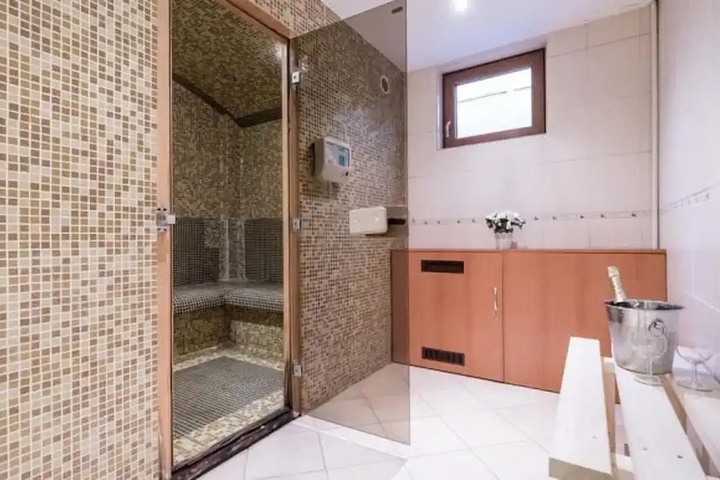 Bath Interior