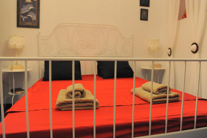 Room 3 of 24