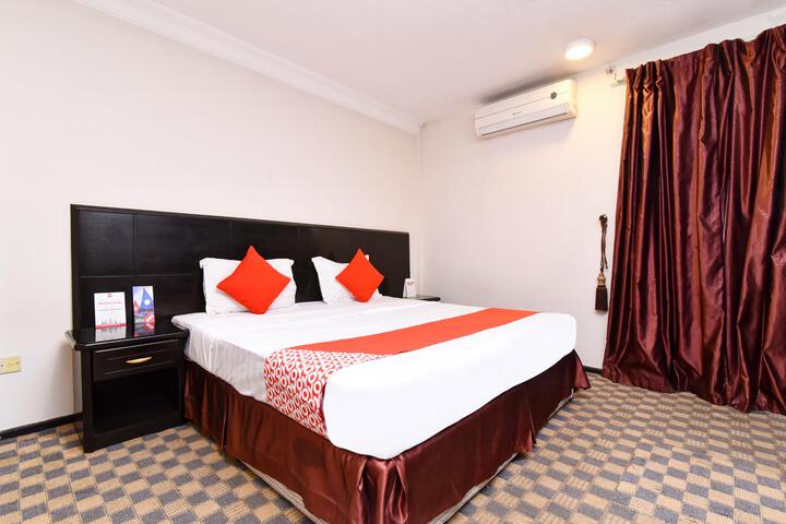 Room 43 of 46