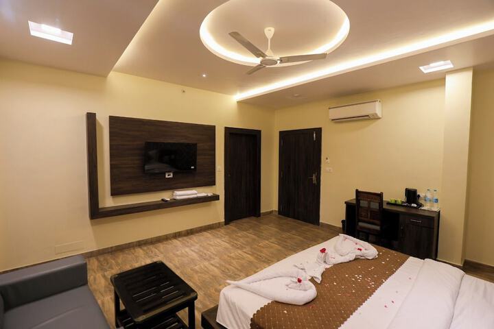 Room 7 of 64