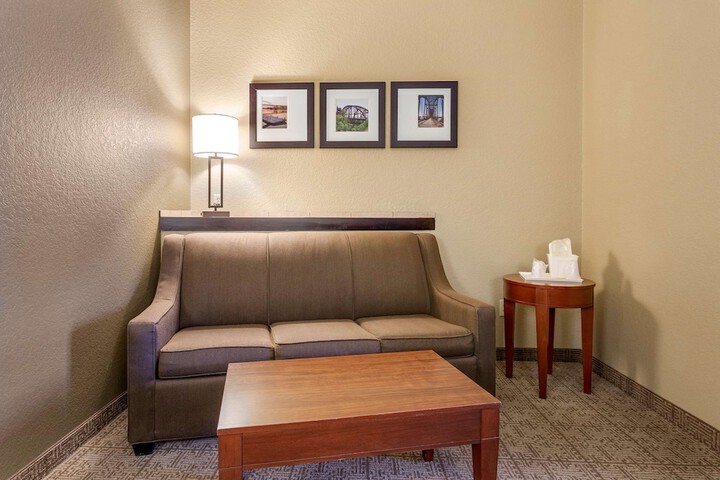 Room 8 of 29