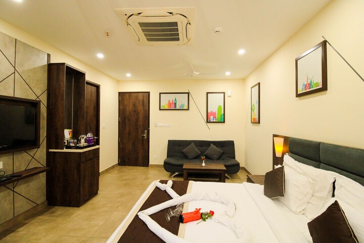 Room 27 of 45
