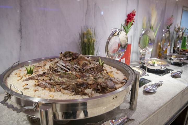 Dining 66 of 84