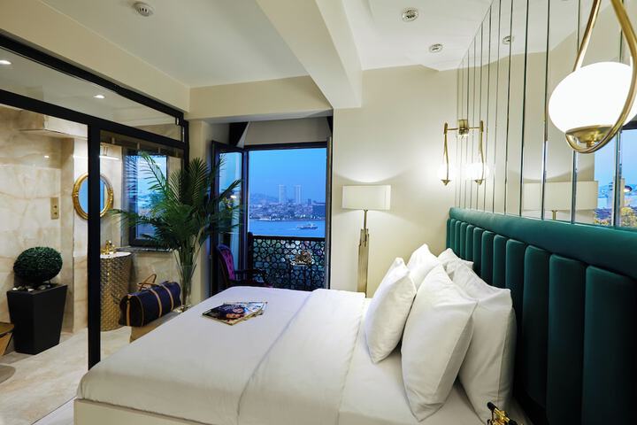 Room 15 of 45