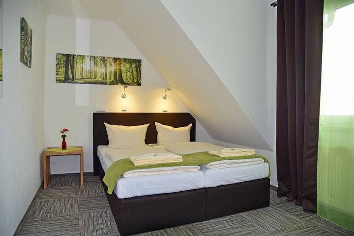 Room 21 of 41