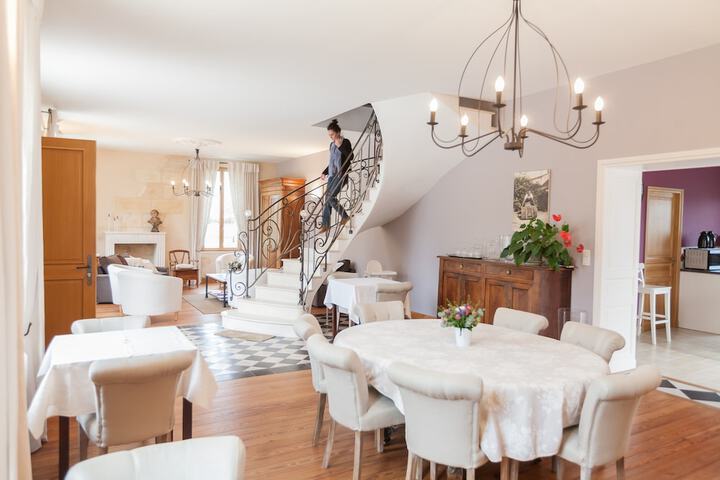Breakfast area