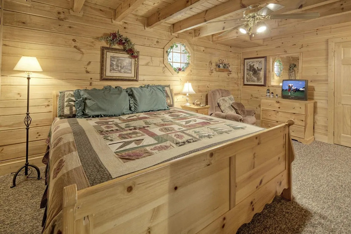 Photo of Sleepy Bear by Eagles Ridge Resort