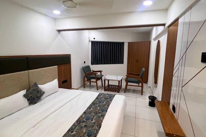 Room 19 of 50