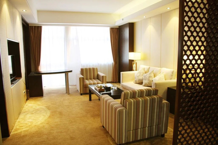 Room 18 of 20